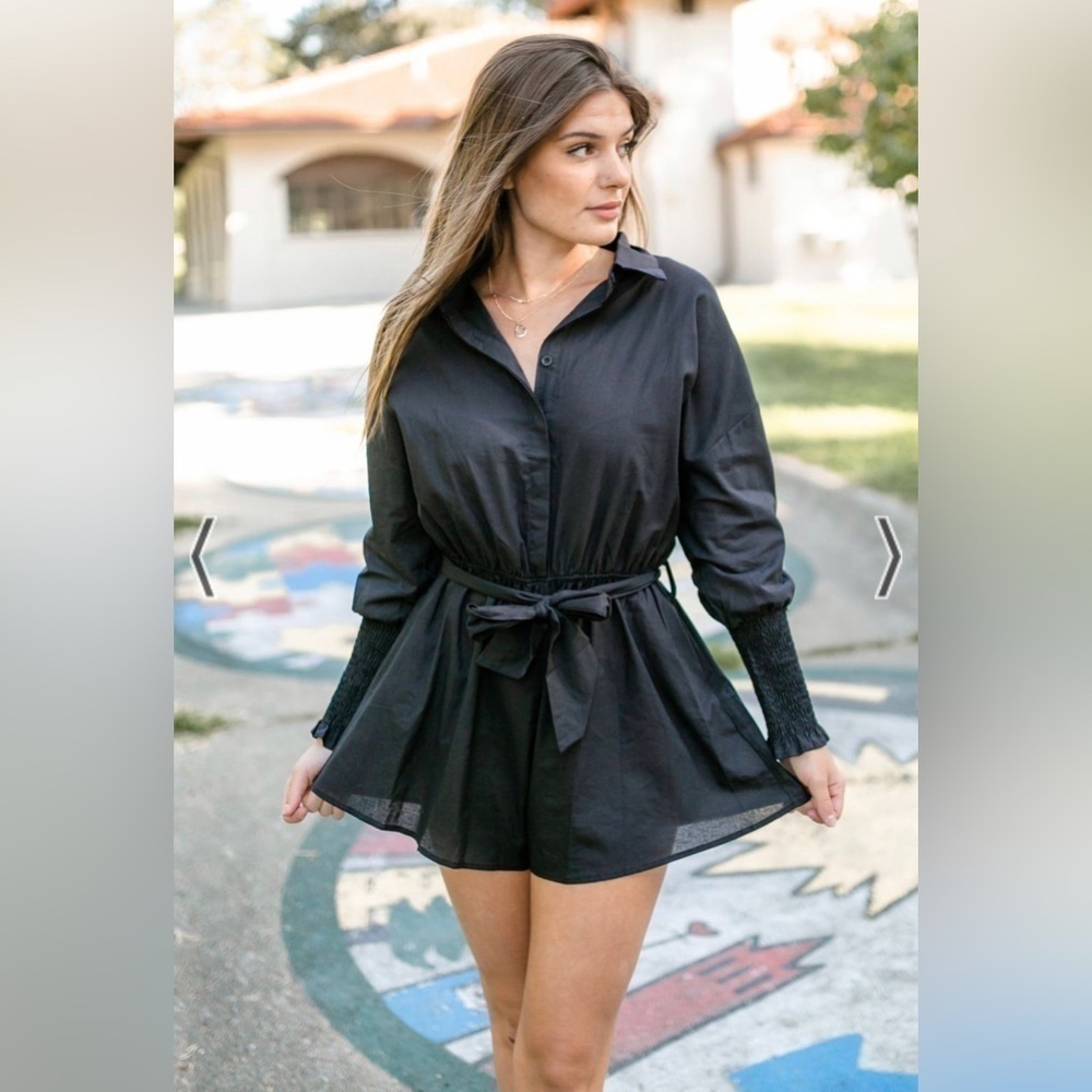 𝅺REMI Button Belted Tie Romper Black Size M